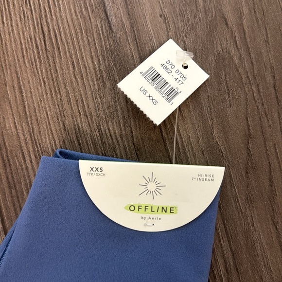 AERIE CRISS CROSS OFFLINE LEGGINGS XXS BRAND NEW, TAGS ATTACHED 7” - Picture 4 of 4